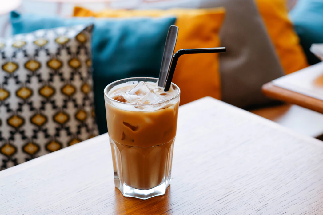 Cold-brewed coffee and tea as a restaurant trend