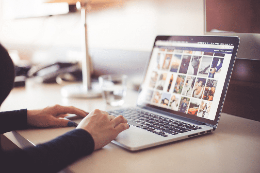 employee working on laptop