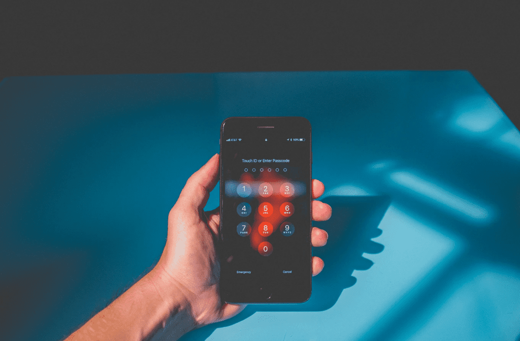 Cellphone unlock screen