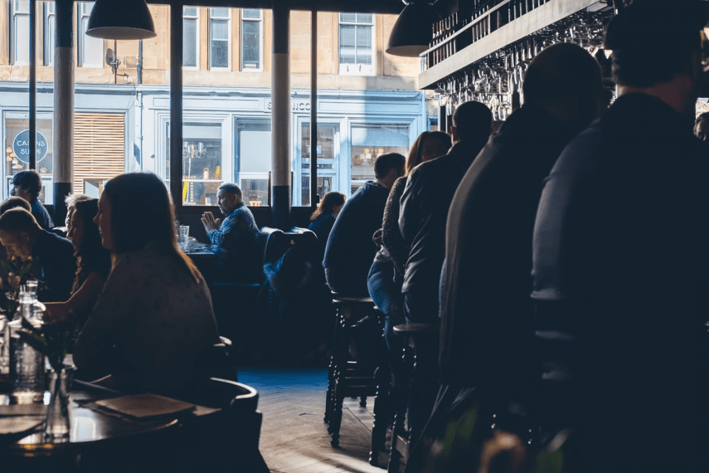 Busy restaurant 